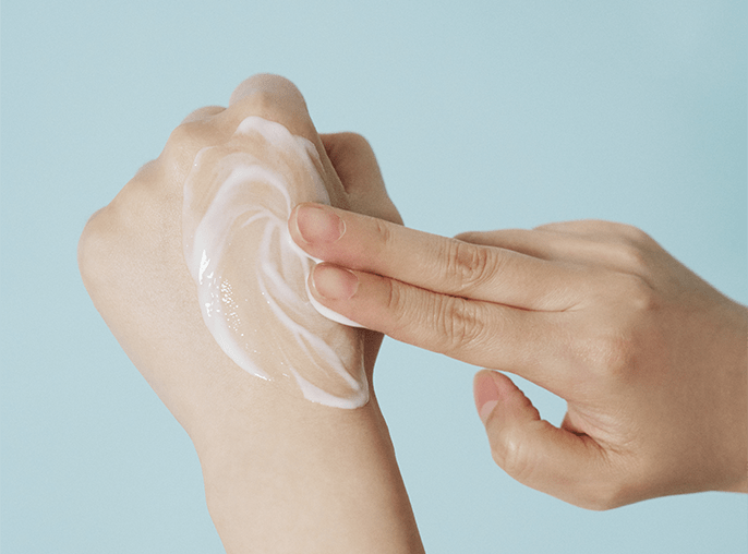 Skin1004 Madagascar Centella Hyalu-Cica Gentle Cleansing Milk 200mL